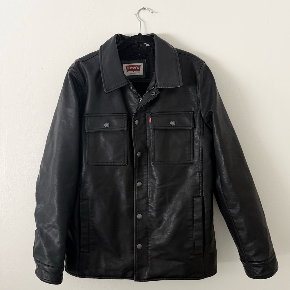 Levis Faux Black Leather Sherpa Lined Trucker Jacket Men’s Small -Levi Red Label